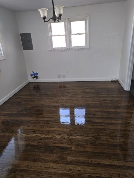 Floor Refinishing in Glen Burie, MD (1)